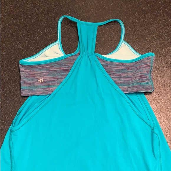 Lululemon built in bra yoga top - Picture 2 of 2